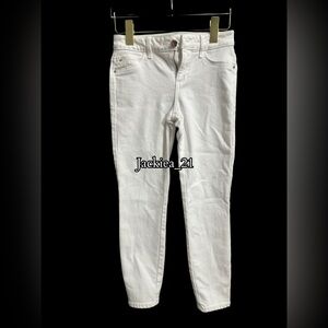 💙❤️ Guess White Skinny Jeans with Logo Detail